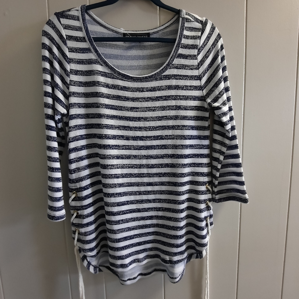 Almost Famous Striped Top Size Medium